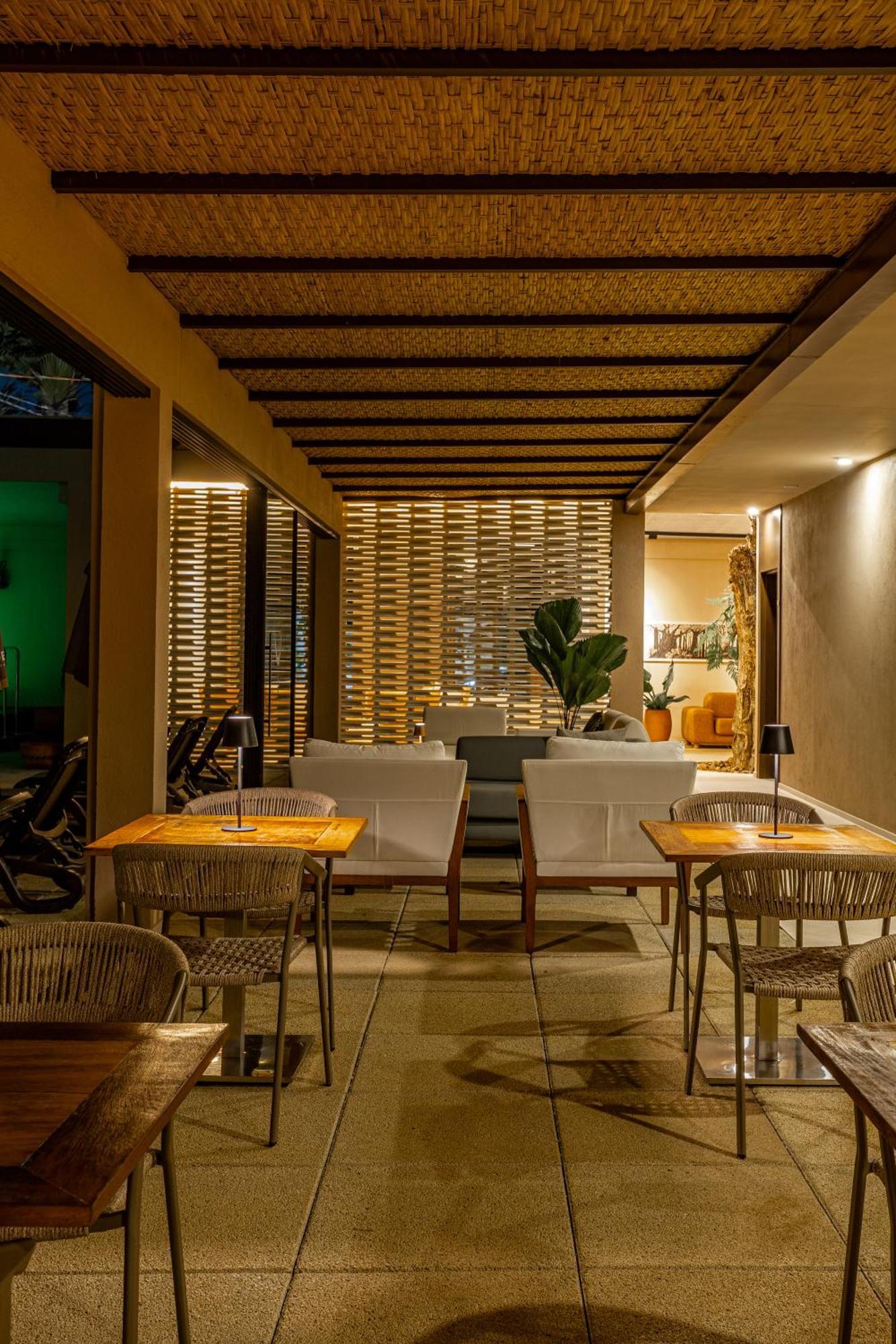 Yamandu Hotel *